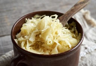 "Gastroenterologista aponta kimchi e chucrute como melhores alimentos fermentados"