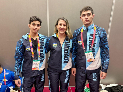 Irmãos de Ji-Paraná conquistam bronze no wrestling nos Jogos da Juventude 2025