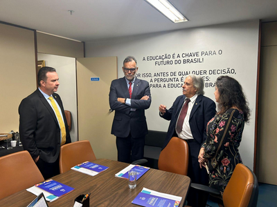 Deputado participa de reunião sobre instalação do Centro de Clima e Saúde em Rondônia