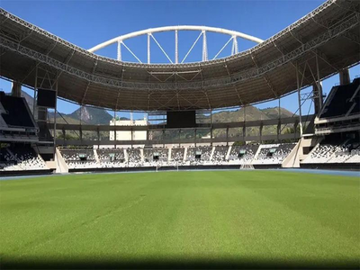 Modernização de estádios no futebol brasileiro envolve demolições e reformas