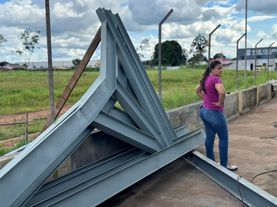 Deputada Dra Taíssa realiza vistoria em obras do estádio local em Guajará-Mirim