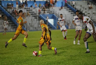 Guaporé FC e Gazin Porto Velho EC vencem e mantêm luta por liderança no Rondoniense