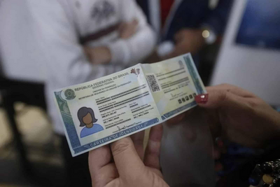 Deputada sugere mutirões em escolas para emissão de carteiras de identidade em Rondônia