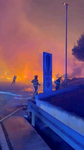 Incêndio florestal em Omis Croácia mata uma pessoa e evacua mil