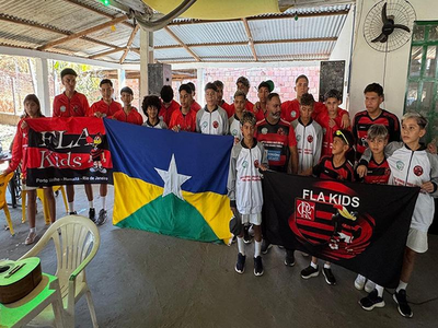 Jovens atletas de Rondônia viajam ao Rio para testes no Flamengo