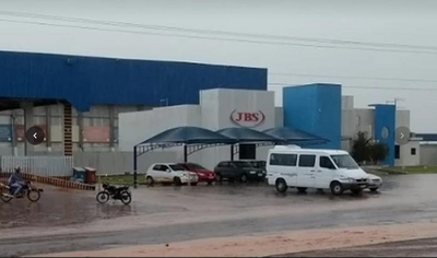 Debate sobre proteção ambiental em Rondônia após anulação de multa à JBS