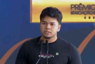 Jovem de Porto Velho recebe Prêmio MEC e destaca importância da educação