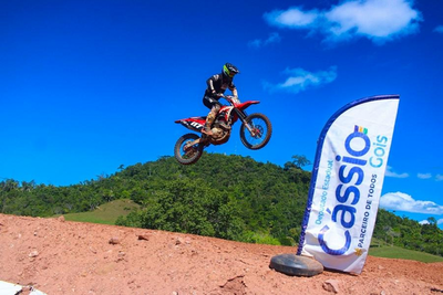 Motocross atrai público em Theobroma após 10 anos sem competições oficiais