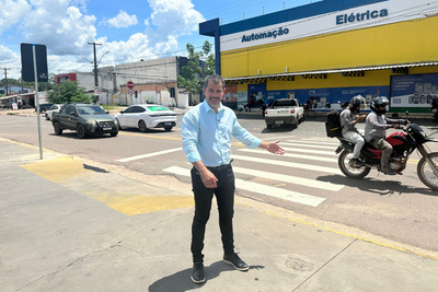 Prefeitura de Porto Velho instala nova faixa de pedestre na Rua João Goulart