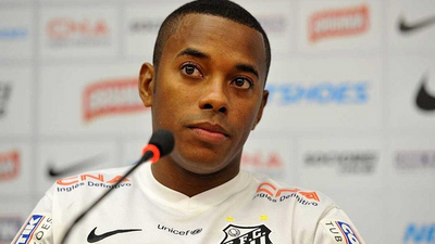 Robinho condenado por estupro se torna técnico de futebol em presídio paulista