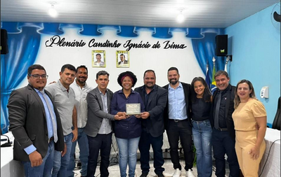 Sílvia Cristina recebe título de cidadã de Parecis em homenagem na Câmara