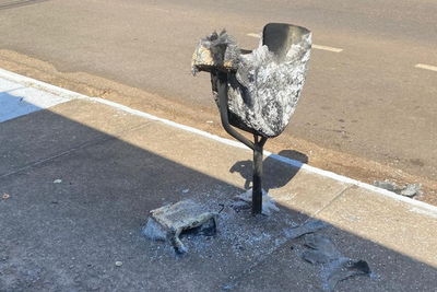 Vandalismo em Porto Velho queima lixeiras públicas em Avenida Sete de Setembro