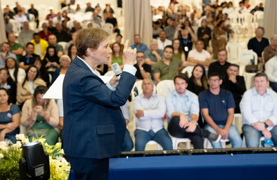 Em Vilhena Tereza Cristina destaca agropecuária e filiações ao Progressistas